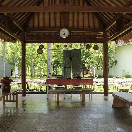 Gondang Beach Hotel Gili Trawangan Exterior foto