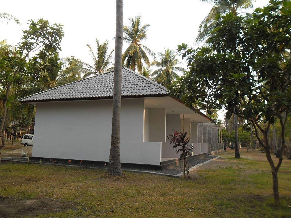 Gondang Beach Hotel Gili Trawangan Exterior foto