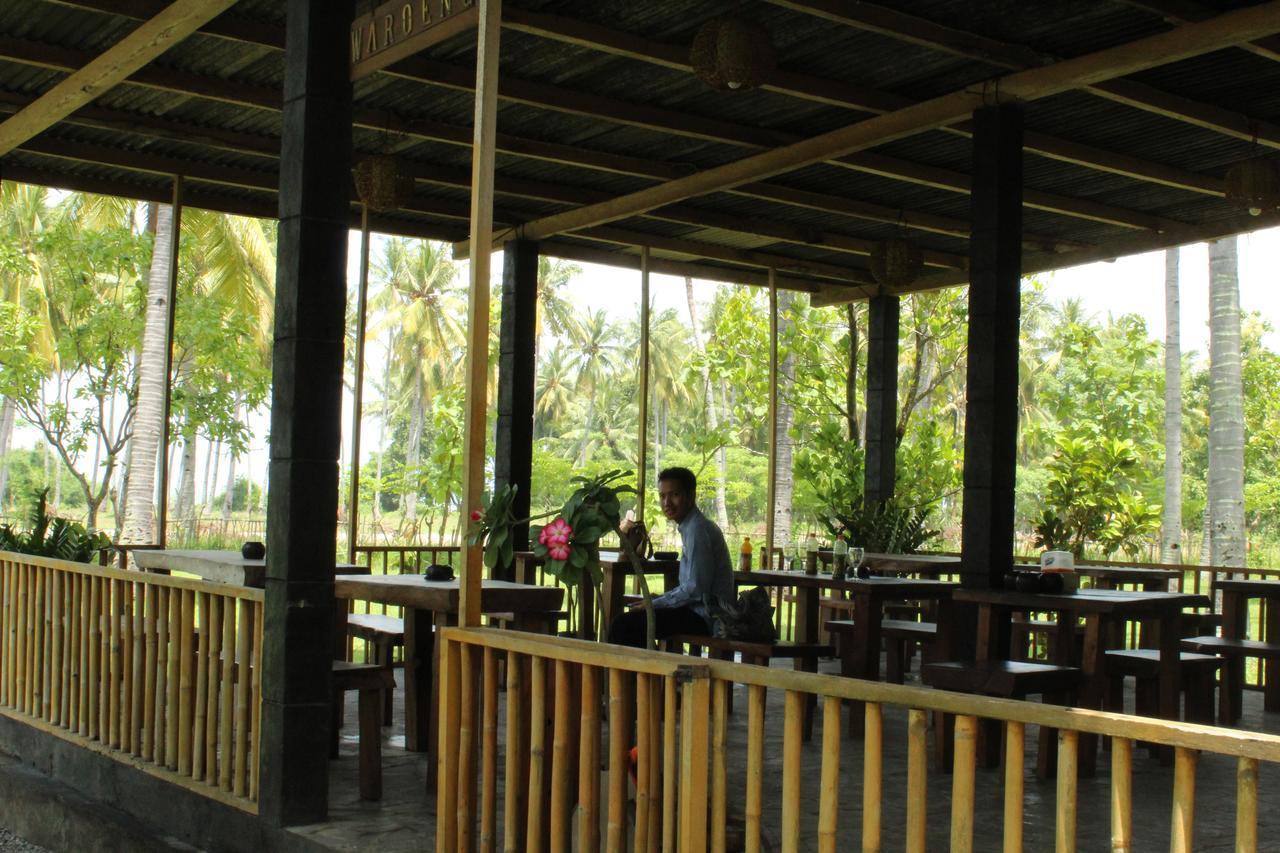 Gondang Beach Hotel Gili Trawangan Exterior foto